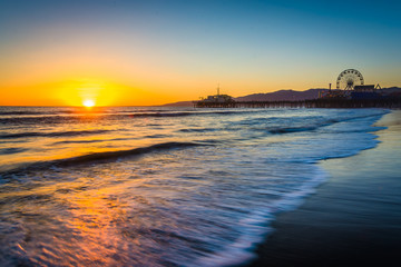 Sunset over the Pacific Ocean and Santa Monica Pier, in Santa Mo