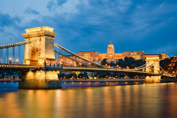 Naklejka premium Buda Castle and Chain Bridge in Budapest, Hungary
