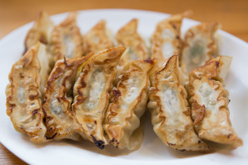 焼き餃子