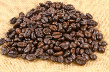 roasted coffee beans on sack cloth