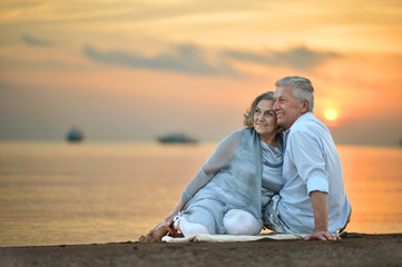 couple at sea