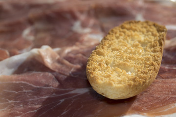 toast and raw ham