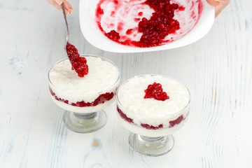 rice pudding with red currants