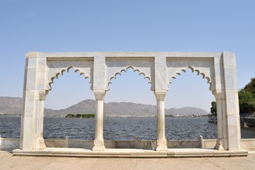 Fototapeta premium Anasagar lake with white marble gate, Ajmer, Rajasthan, India