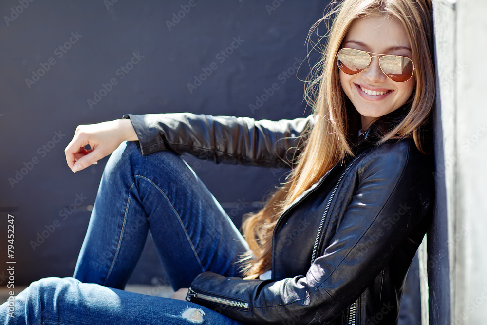 Canvas Prints Beautiful fashionable young woman