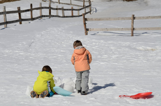 bambini su neve