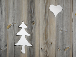 christmas tree and heart motifs in wooden shutter boards