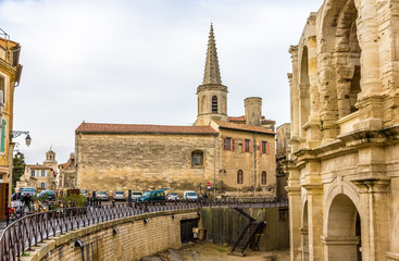 Church Notre-Dame-la-Major and Roman amphitheater in Arles - Fra