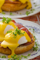 Eggs benedict, prosciutto with hollandaise