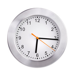 Fifteen minutes of the seventh on the round dial