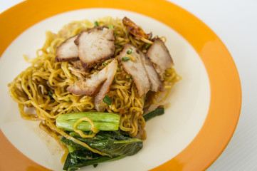noodle food plate orange vegetable pork red lunch