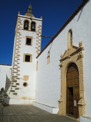 Fototapeta na wymiar chiesa santa maria, Betancuria (fuerteventura)