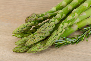 Raw asparagus