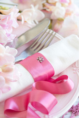 Festive wedding table setting in pink