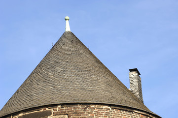 rundes Dach eines Turmes