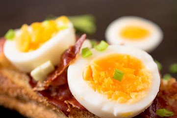 Sandwich with bacon