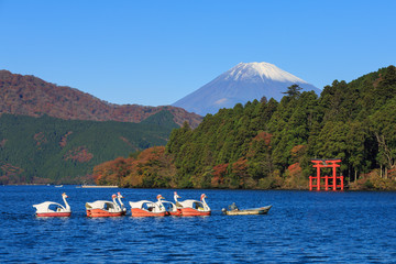 Mountain Fuji at Lake Ashi in autumn