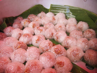 steamed tapioca dumpling with pork