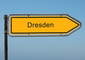 Strassenschild 35 - Dresden