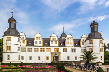 Fototapeta na wymiar Neuhaus Castle in Paderborn, Germany