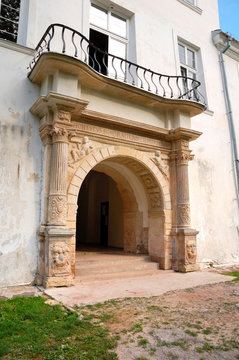 Portal palace (XVIII century), Yazlivets, Ukraine
