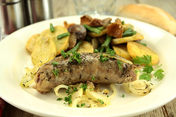 andouillette et poêlée forestière