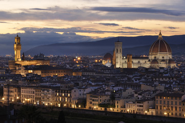 Panoramic view of the city of Florence at night