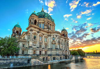 Fototapeta na wymiar sunset at Berlin Cathedral, Germany