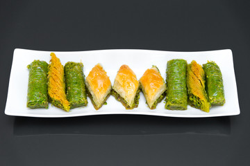 Türkische Baklava mit Tee