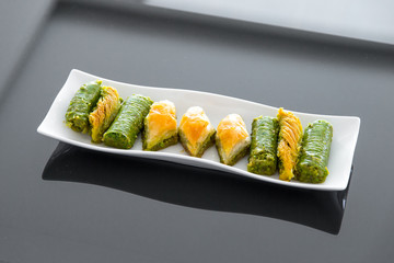 Türkische Baklava mit Tee