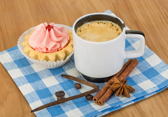 Creamy basket