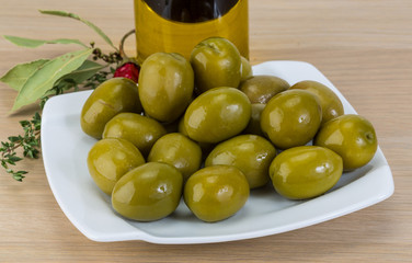 Green olives