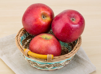 Red apples