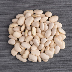 Circle of white beans