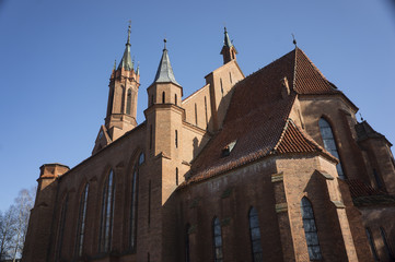 Fototapeta na wymiar The Church of the virgin Mary in Druskininkai