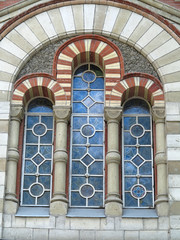 Obraz premium Ancient tall gothic stained glass window