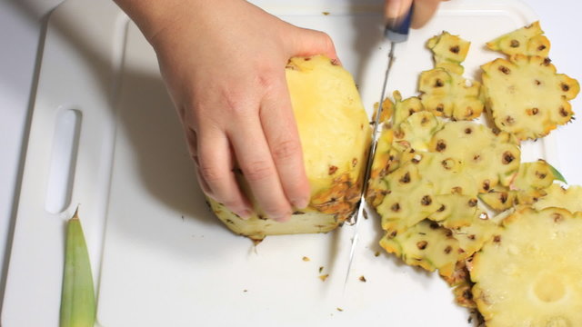 Cutting Pineapple Time Lapse