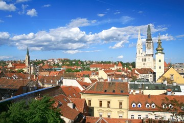 Obraz premium View from Zagreb Upper town to the Cathedral