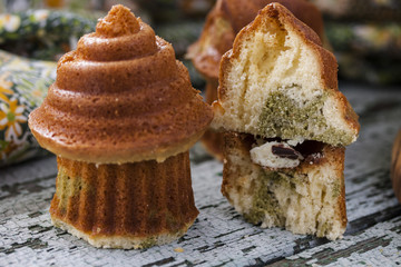 cupcakes with white chocolate and green tea matcha