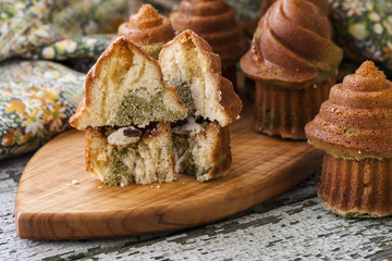 cupcakes with white chocolate and green tea matcha