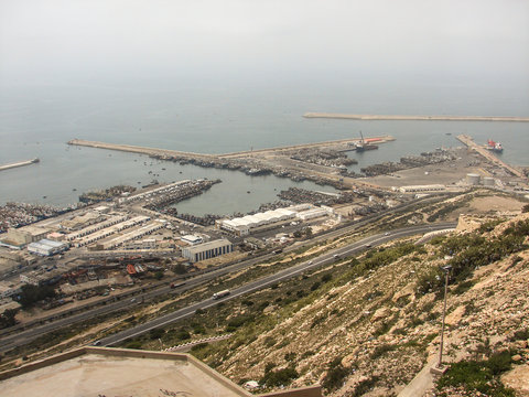 vue aerienne port agadir maroc