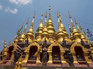 Chedi's at Wat Phra That Suthon Mongkon Kiri, Phrae, Thailand