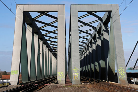 Eisenbahnbr&uuml;cke bei Maxau