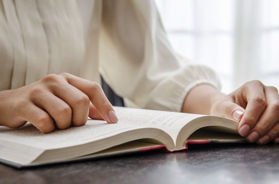 Closeup of reading