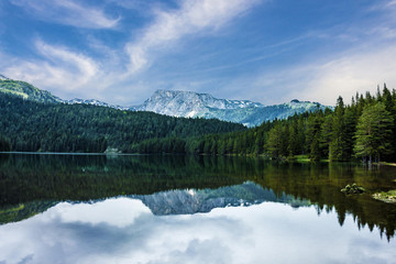 Fototapeta na wymiar Mountain lake, Montenegro, Durmitor national park