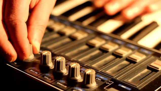 MIDI Music Keyboard Set Up