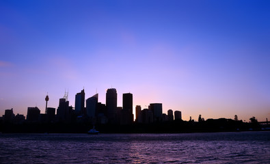Fototapeta na wymiar Silhouette of Sydney skyline at dusk