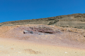 Colored sand