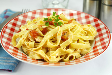 tagliatelles à la provençale