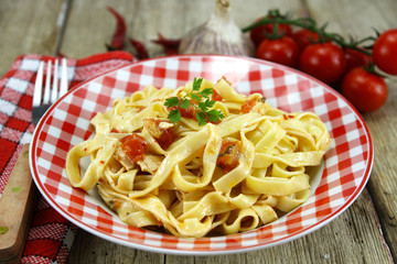 tagliatelles à la provençale